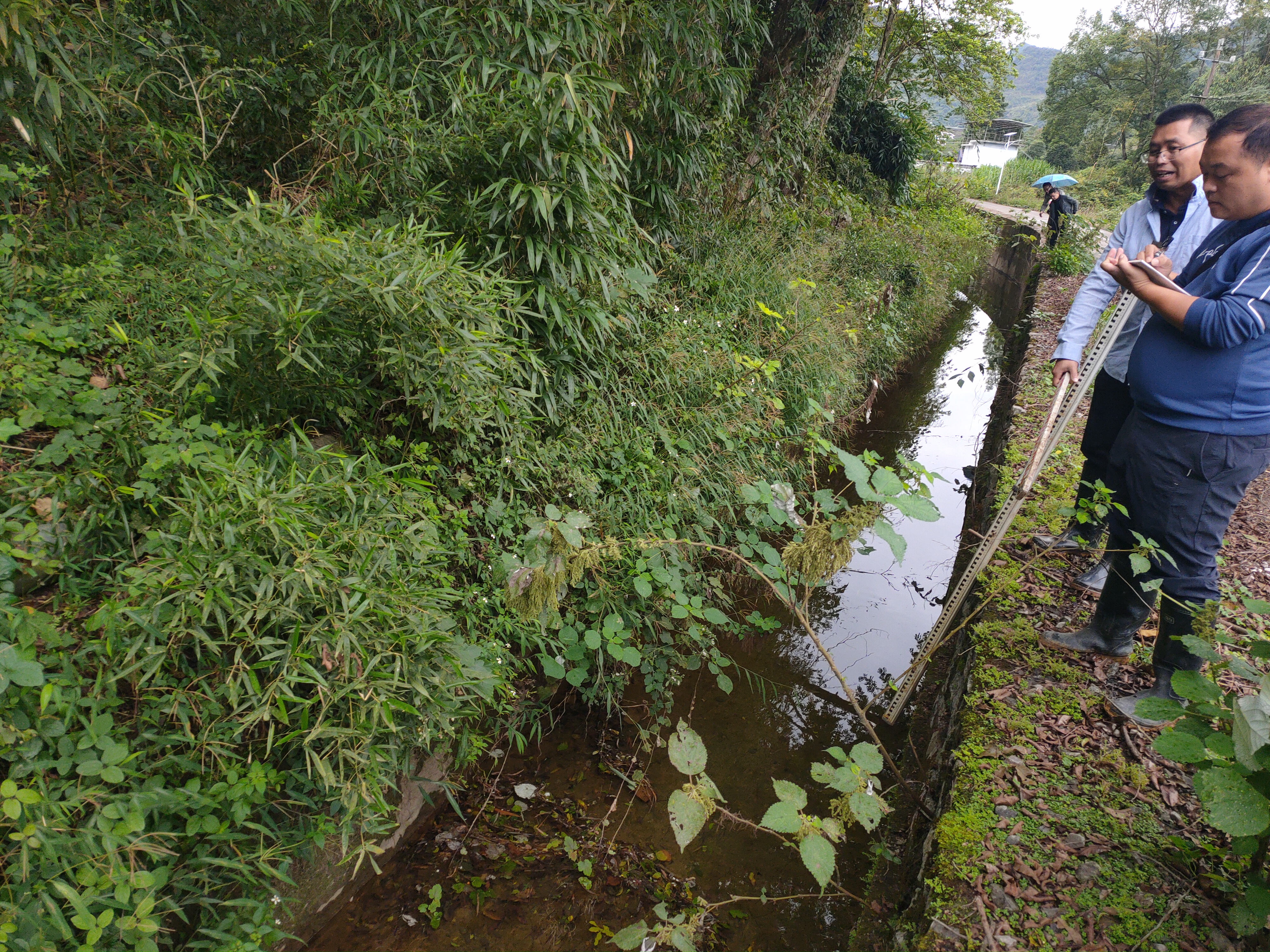 <b>走进测绘一线---华山水库灌区踏勘测量</b>