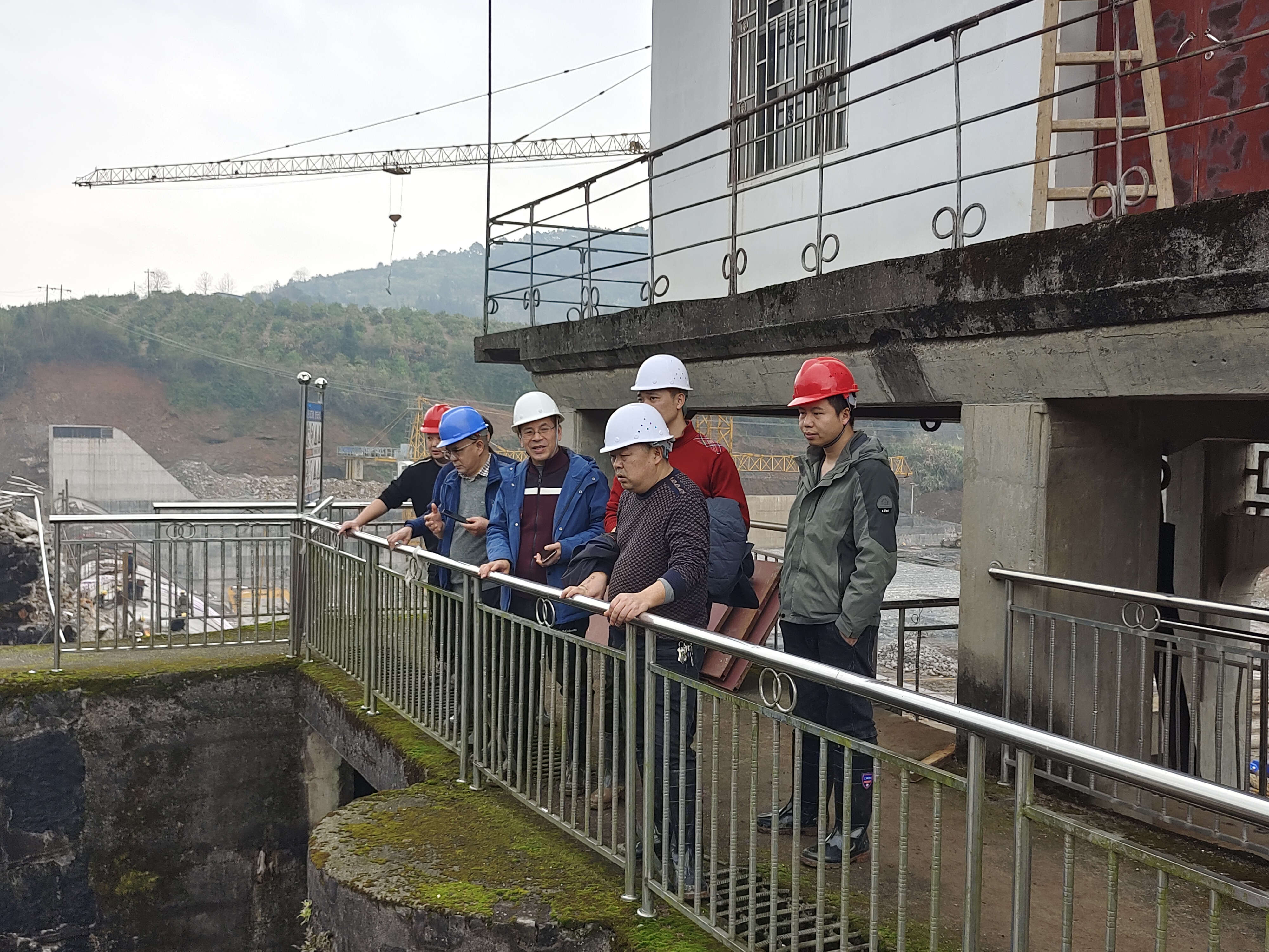 <strong>市水利局领导莅临灌江水库除险加固工程</strong>